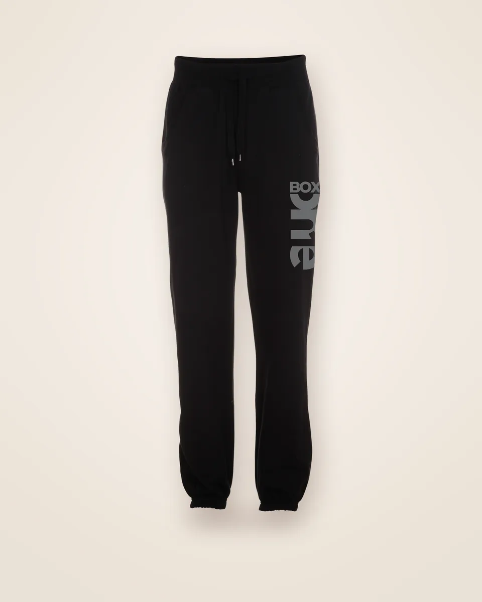 Classic Joggers i kulsort set forfra