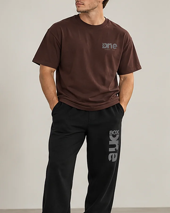 Classic Joggers i kulsort med Classic T-shirt i espresso
